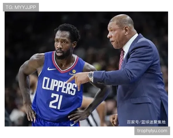 姚明低位单打效率提升，改变对手防守策略